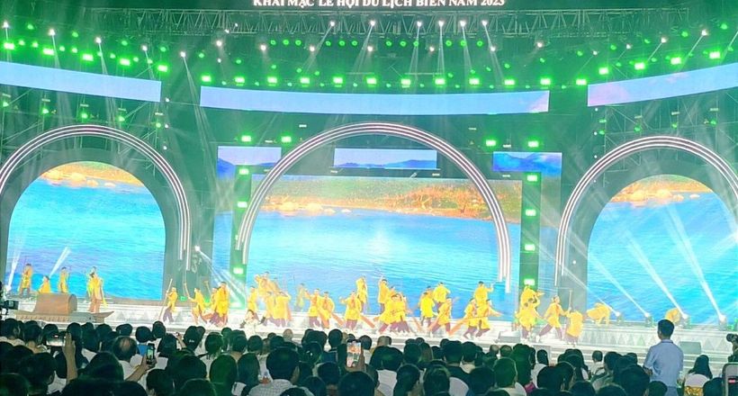 Thanh Hoá: Tưng bừng khai mạc Lễ hội du lịch biển Sầm Sơn năm 2023