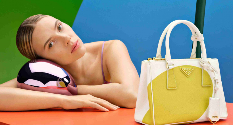 Chiến dịch túi Prada New Galleria cùng nữ diễn viên Scarlett Johansson