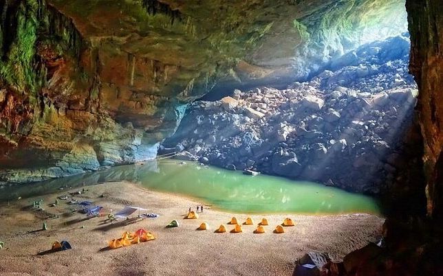 Hang động 3 triệu năm tuổi ở Việt Nam, báo chí phương Tây trầm trồ!