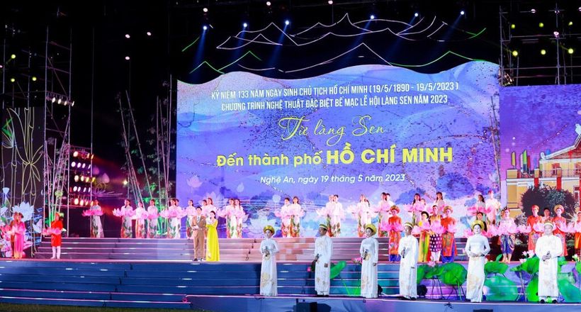 Từ Làng Sen đến thành phố Hồ Chí Minh