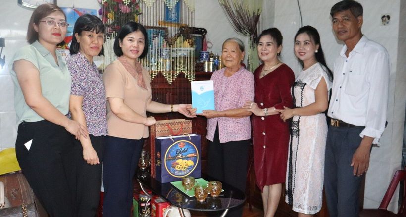 Tháng 7 linh thiêng về thăm mẹ Việt Nam Anh hùng