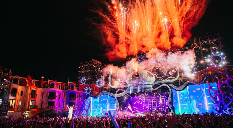 Charlie Puth và dàn sao Việt bùng cháy tại siêu đại nhạc hội 8Wonder