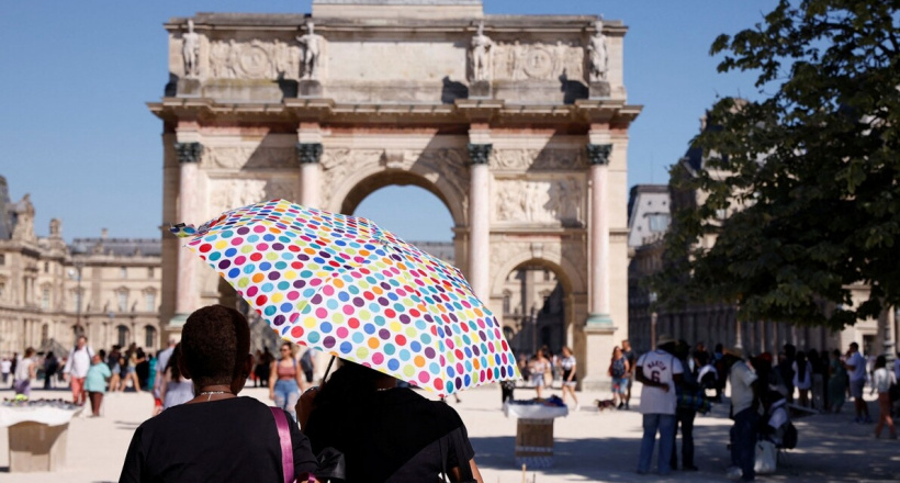 Những lưu ý khi đi du lịch nơi có sóng nhiệt giúp bạn hạn chế rủi ro