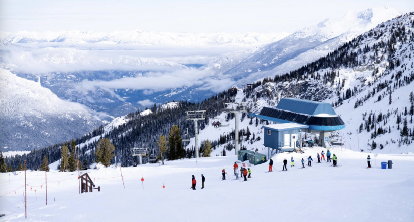 Tour du lịch Canada vui chơi ở khu trượt tuyết nhộn nhịp nhất Bắc Mỹ