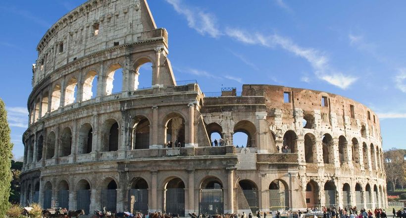 Đấu trường La Mã thường xuyên bị phá hoại