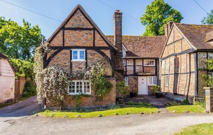 Ellen Sadler – Cô bé ngủ li bì suốt 9 năm, khi tỉnh dậy đã là thiếu nữ