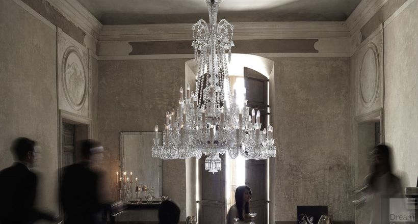 Đèn chùm Baccarat Zenith: soi sáng 258 năm lịch sử lấp lánh