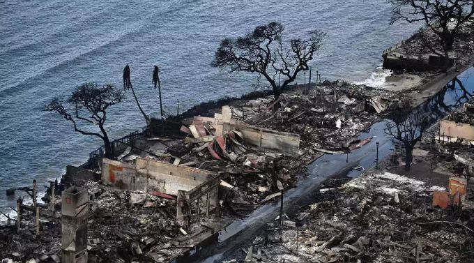 Hawaii kêu gọi du khách ngừng đến Maui