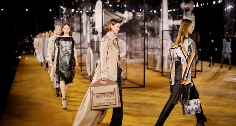 Tuần lễ thời trang Luân Đôn: Tranh cãi từ sàn diễn đến phong cách