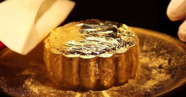 Bánh trung thu dát vàng giá vài triệu đồng