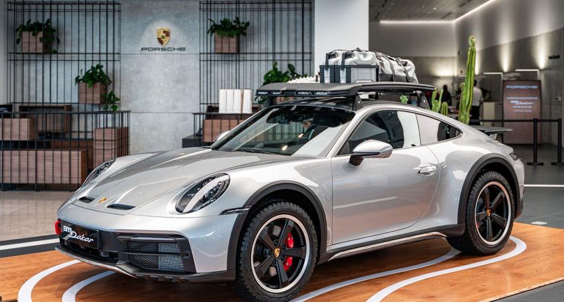 Chính thức ra mắt phiên bản giới hạn Porsche 911 Dakar tại Việt Nam