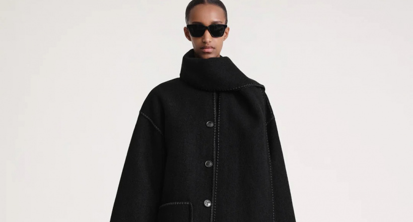 Thương hiệu Toteme tạo nên "cơn sốt" với áo khoác kèm khăn quàng cổ