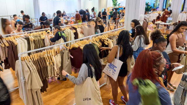 Thời trang nhanh sẽ tăng tốc trong năm 2024?