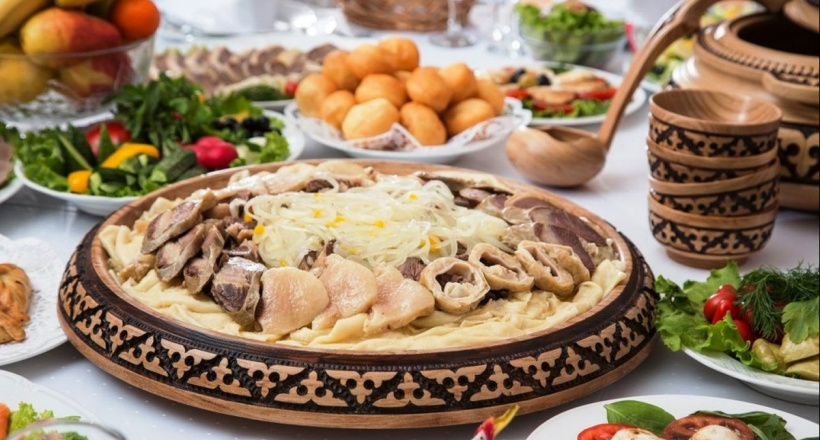 Những món ăn truyền thống đặc sắc trong ẩm thực Kazakhstan