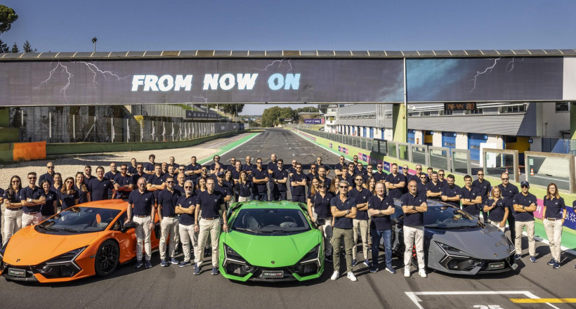 Cột mốc lịch sử của Lamborghini: hơn 10.000 xe được bàn giao