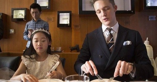 Sau khi tốt nghiệp Harvard, tôi làm gia sư ở khu thượng lưu: Phát hiện sự thật về cách nuôi dạy con của người giàu