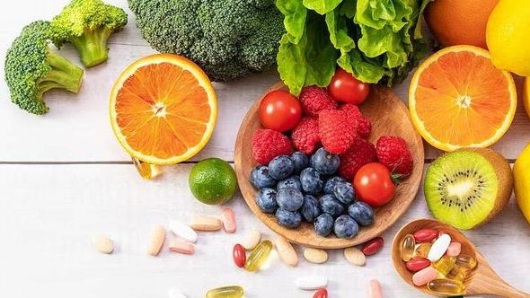 Uống vitamin C cùng thứ này giúp tổng hợp collagen gấp nhiều lần, chị em không biết để làm đẹp đón Tết quả là đáng tiếc