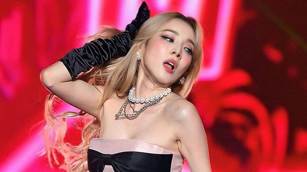 Dara diện thương hiệu Việt diễn hit của 2NE1