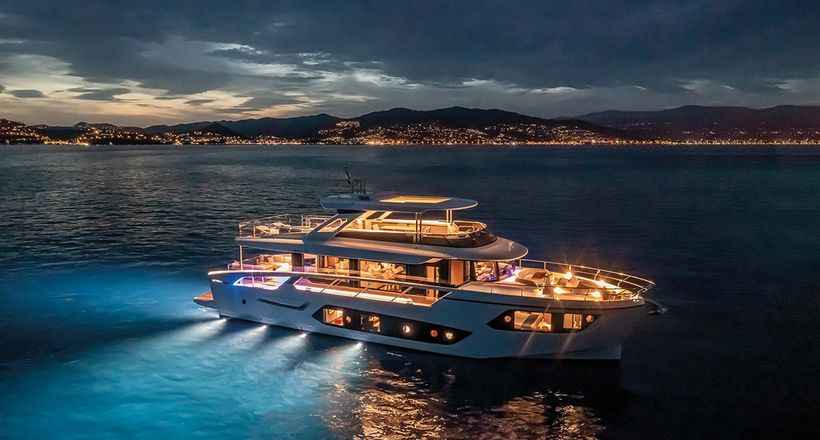 Absolute Navetta 75: Ánh dương trên biển
