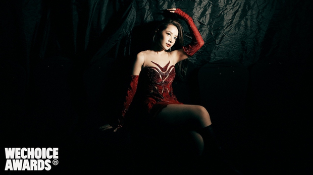 Full HD khoảnh khắc đẹp xuất thần của Chi Pu tại WeChoice Awards: Visual không góc chết, ảnh hậu trường hiếm càng bùng nổ