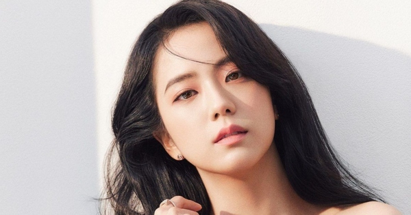 Jisoo (BlackPink): Gương mặt “độc bản” được các thương hiệu cao cấp săn đón