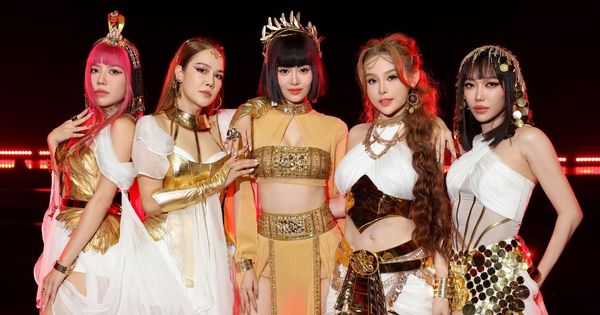Lan Ngọc bị cho là "khát khao nổi bật" khi ăn mặc khác biệt trong team, stylist lập tức đính chính!
