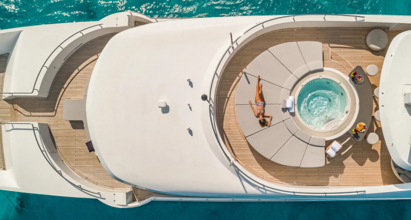 Siêu du thuyền Big Sky 48m từ Oceanfast - Di sản của một thời đại hoàng kim