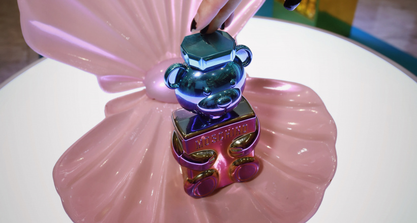 Thế giới thủy cung đến từ hương thơm Moschino Toy 2 Pearl