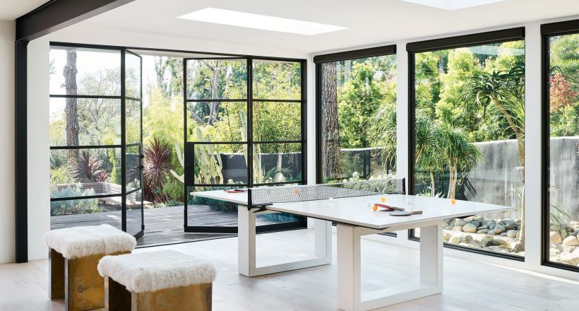 Giếng trời: Nội thất bừng nắng