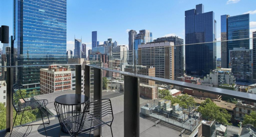 Top combo khách sạn Melbourne: Thoải mái vi vu thành phố xinh đẹp nước Úc