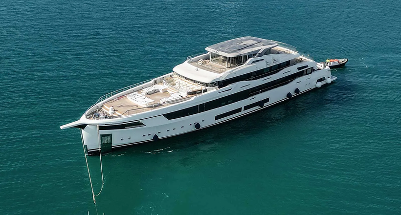 Logica Yachts cho hạ thủy thành công siêu du thuyền mới nhất - Logica 59
