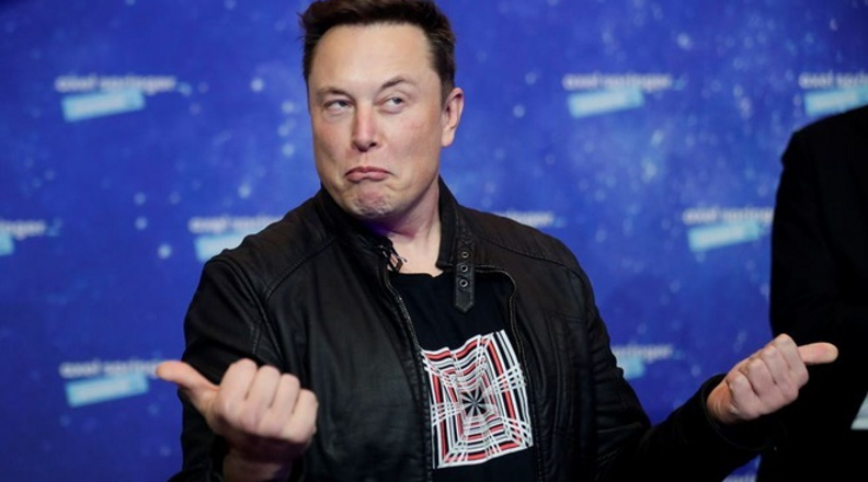 Elon Musk có thực sự đã quyết định bán 5 tỷ USD cổ phiếu Tesla?
