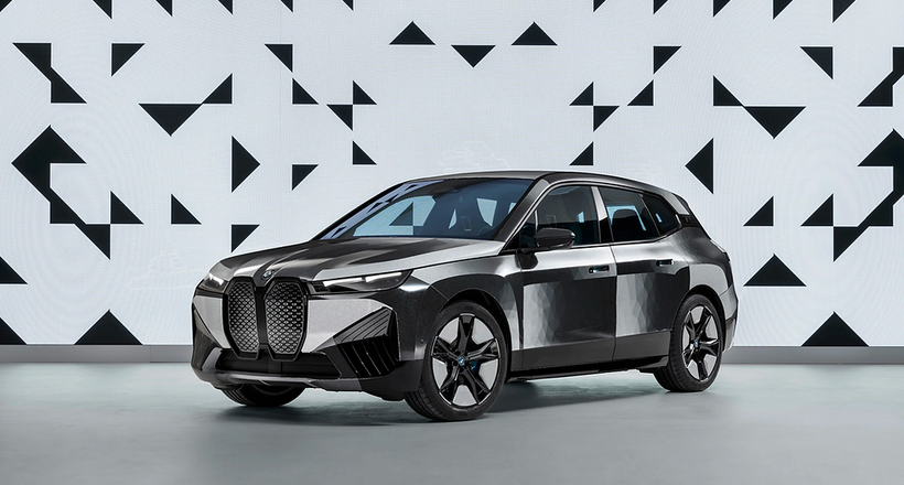 BMW vừa trình làng công nghệ tùy biến màu xe theo sở thích khách hàng tại CES 2022