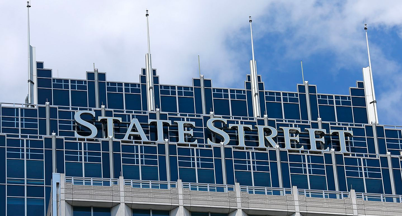 Cổ phiếu Credit Suisse tăng đột biến trước thông tin được mua lại bởi State Street