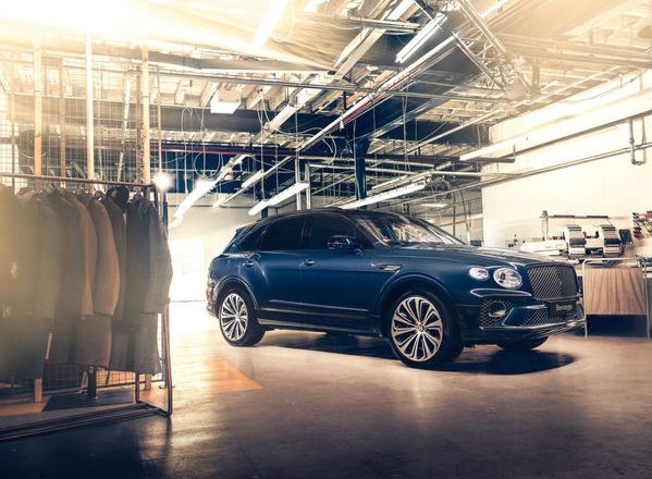 Bentley bắt tay Private White VC, ra đời siêu xe độc bản tôn vinh vị anh hùng thời chiến