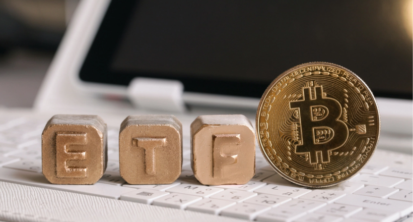 Bitcoin tạo đỉnh giá cao nhất mọi thời đại rồi lại điều chỉnh do áp lực chốt lời