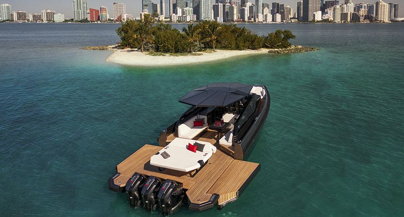 43wallytender X: ca-nô trung chuyển như một chiếc du thuyền thực thụ