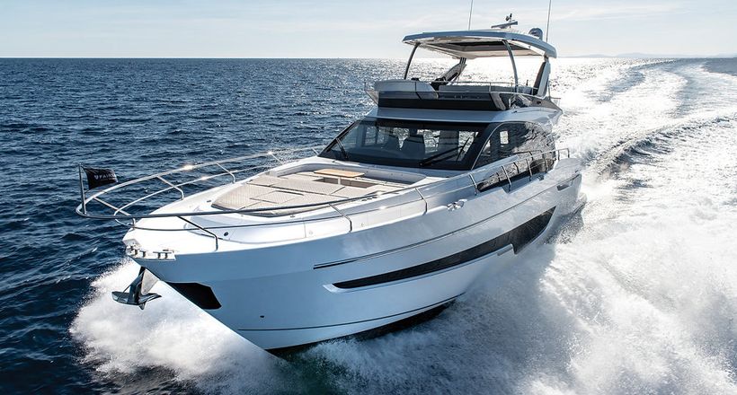 Siêu phẩm Fairline Squadron 68: sinh ra để dẫn đầu
