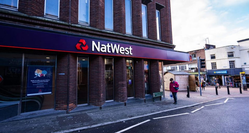 Chính phủ Anh quốc quyết định bán 1,26 tỷ bảng cổ phiếu tại NatWest