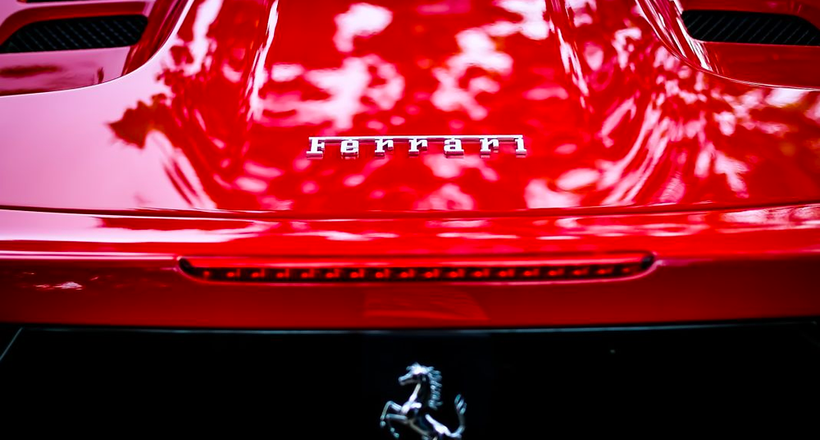 Ferrari ra mắt mẫu xe lai tạo mui trần 296 GTS sở hữu nhiều công nghệ mới vượt trội