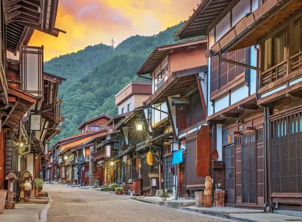 Top 7 thành phố khiến bạn phải trầm trồ: Vừa bí ẩn, cổ kính, lại đẹp đến ngỡ ngàng