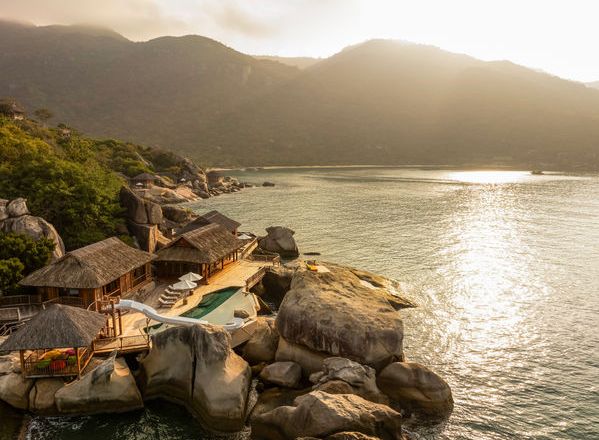 Kỳ nghỉ lễ bên bờ vịnh biển xinh đẹp bậc nhất Việt Nam tại Six Senses Ninh Van Bay