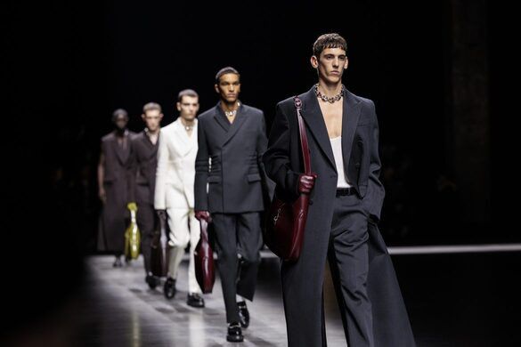 BST Gucci Thu Đông Nam 2024: Lời ca tụng di sản Milan và tinh hoa thủ công Ý