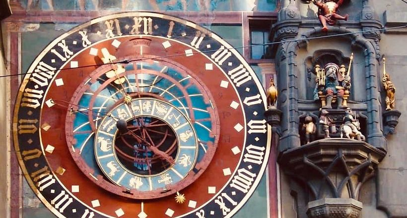 Tháp đồng hồ Thiên Văn Zytglogge Astronomy thế kỷ XIII ở Bern