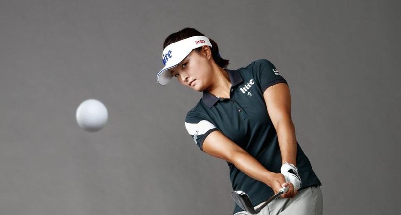 Nữ hoàng golf thế giới Ko Jin Young và cách chip bóng đầy tự tin