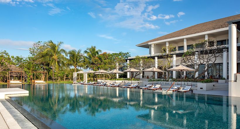 Tránh xa khói bụi thành phố cùng khu nghỉ dưỡng Azerai Kê Gà Bay