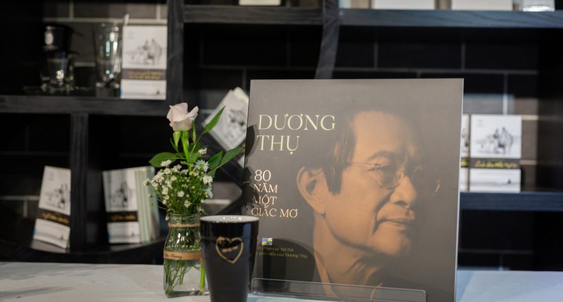 81 tuổi, nhạc sĩ Dương Thụ ra mắt đĩa than âm nhạc “80 năm một giấc mơ”