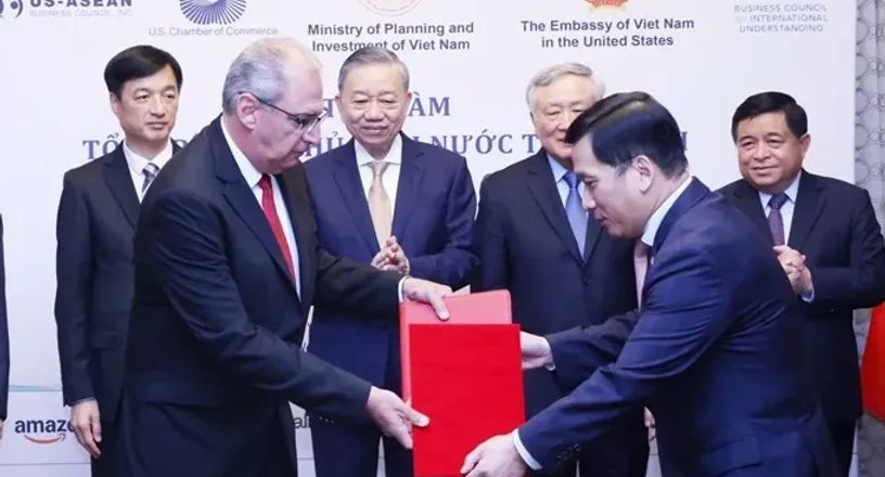 Vietjet ký thỏa thuận trị giá 1,1 tỷ đô la với công ty hàng không vũ trụ Honeywell của Hoa Kỳ