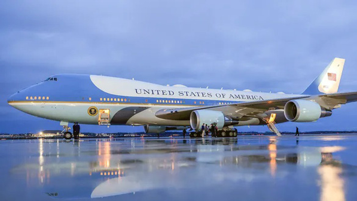 Mảng kinh doanh quốc phòng của Boeing gặp khó trong một năm thua lỗ nặng nề