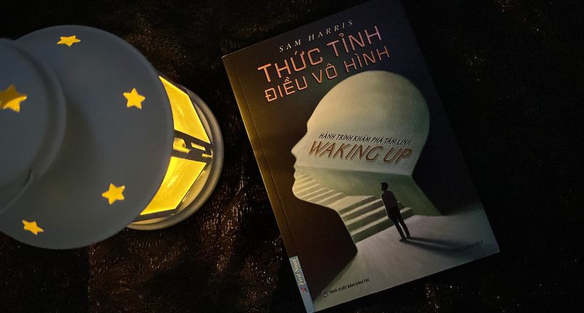 "Thức tỉnh điều vô hình" có giúp chúng ta giải phóng khỏi nỗi khổ đau của hiện tại?